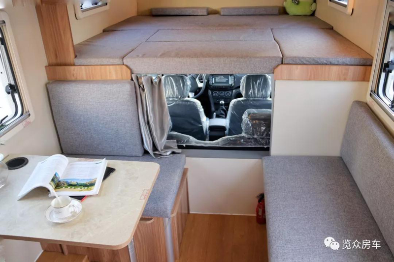 房車(chē)還就要選汽油、四驅(qū)、兩米大床 房車(chē)還就要選汽油、四驅(qū)、兩米大床