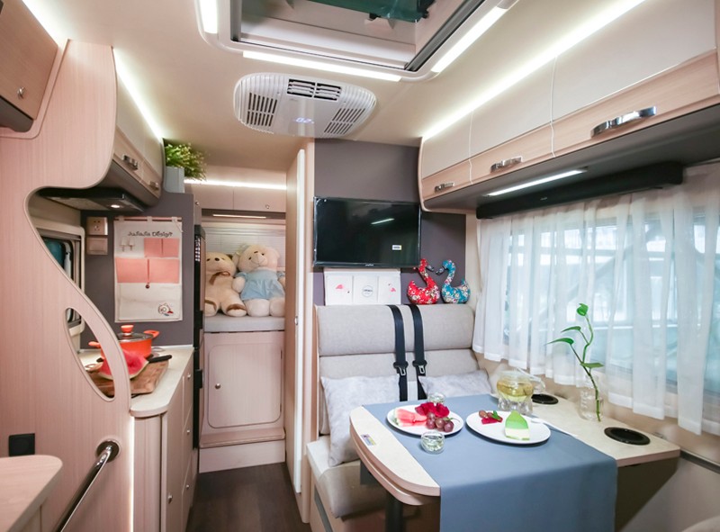 選擇皮卡房車有什么優(yōu)勢呢？