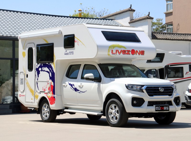 四驅(qū)、兩張超大床人床的房車，看這款