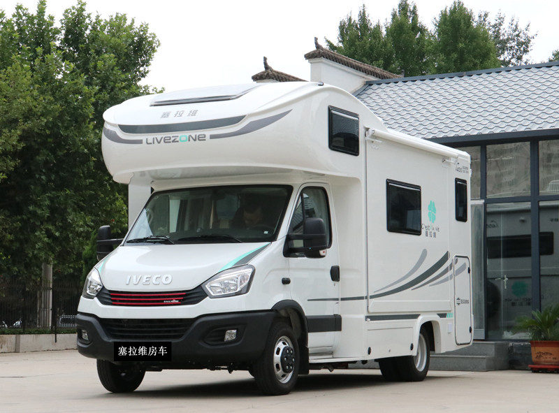 要大空間也更舒適，這樣的房車很棒