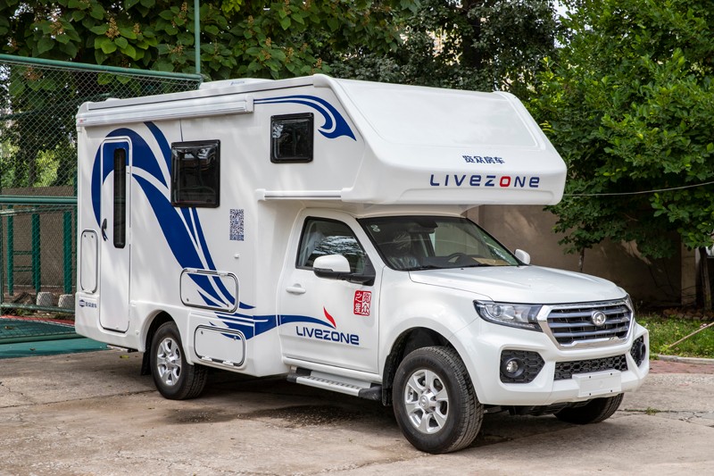 大床、大客廳得房車，四驅、動力好