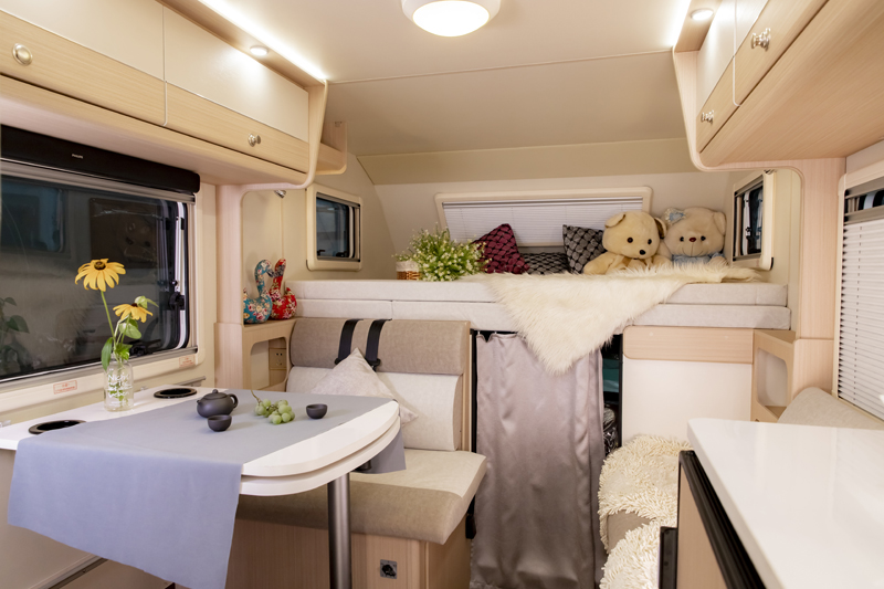 大床、大客廳得房車，四驅、動力好