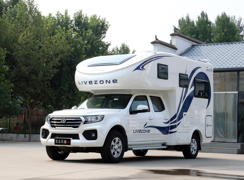 有上下鋪的房車，還是四驅(qū)，點贊