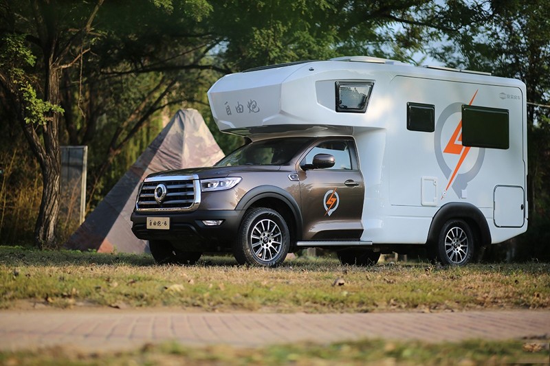 性能滿格，自由炮憑實(shí)力圈粉