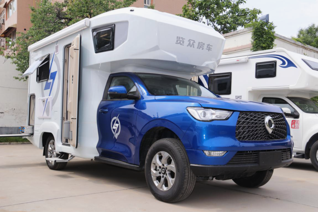 為自由著色!紅、白、藍、棕,你選哪一種? 為自由著色!紅、白、藍、棕,你選哪一種?