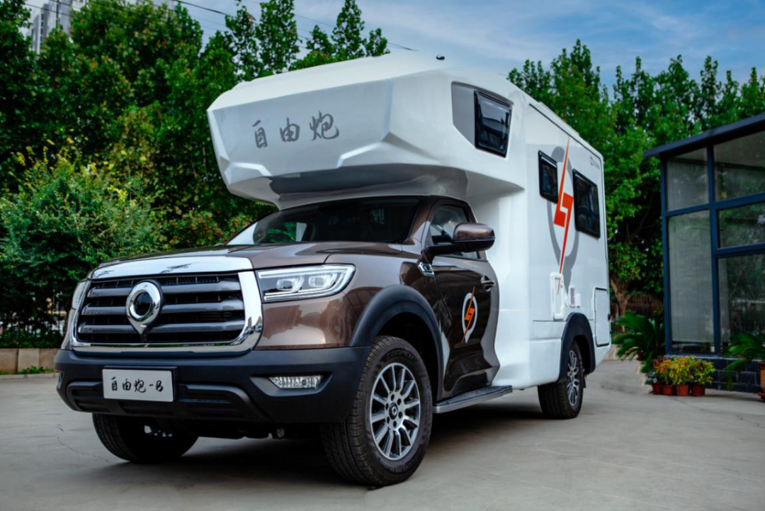 為自由著色!紅、白、藍、棕,你選哪一種? 為自由著色!紅、白、藍、棕,你選哪一種?