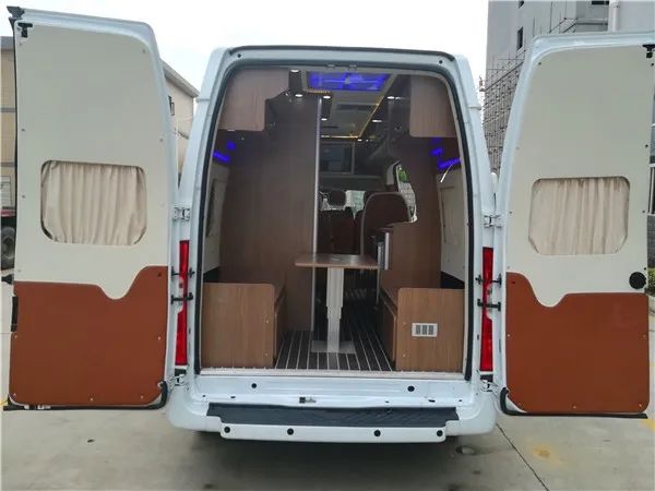 想買輛房車環(huán)游中國，該選B型還是C型？