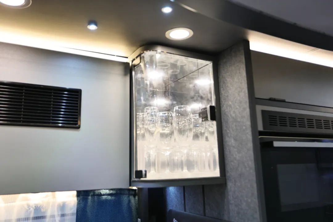 TOD智能四驅(qū) 全車越野套件，這是不是你理想的C型越野房車？