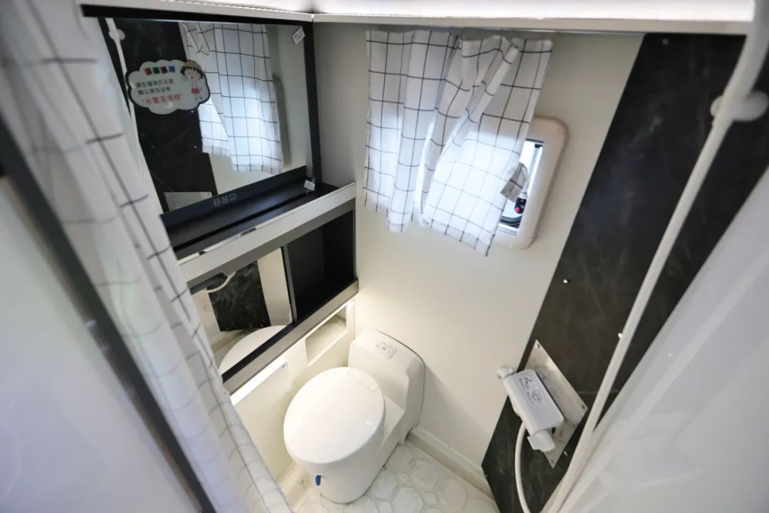 TOD智能四驅(qū) 全車越野套件，這是不是你理想的C型越野房車？